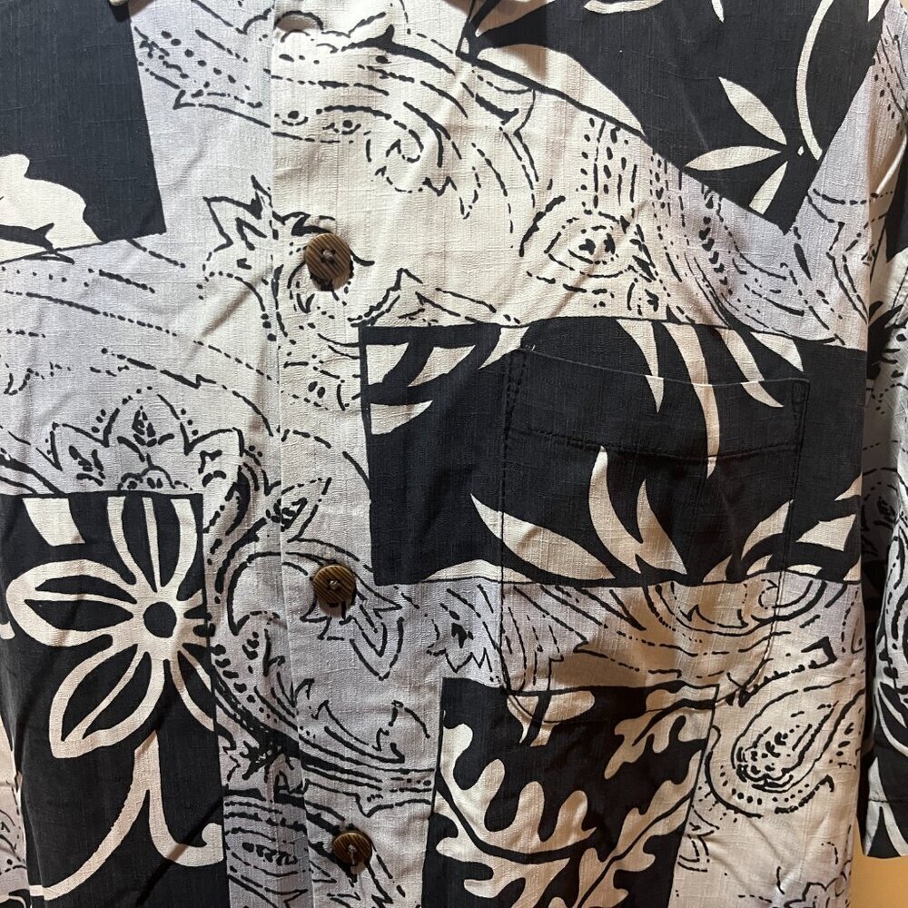 🌴 Tommy Bahama Men’s Silk Hawaiian Camp Shirt Black Gray Tropical Print Size L 🌴 - Picture 3 of 6